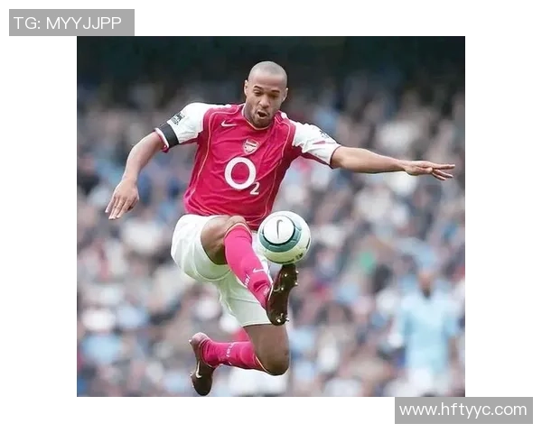 身披19号球衣的传奇足球巨星与绿茵场上的非凡故事 身披19号球衣的传奇足球巨星与绿茵场上的非凡故事