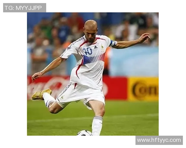 全球历史老牌球星足球排名分析 揭秘足坛传奇人物的巅峰时刻